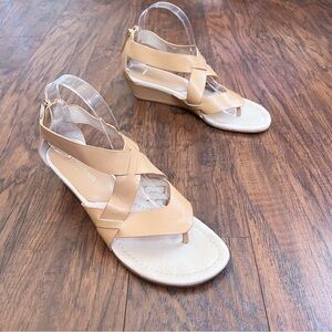 Donald J Pliner • Deann Sandals wedge heel tan leather strappy gladiator